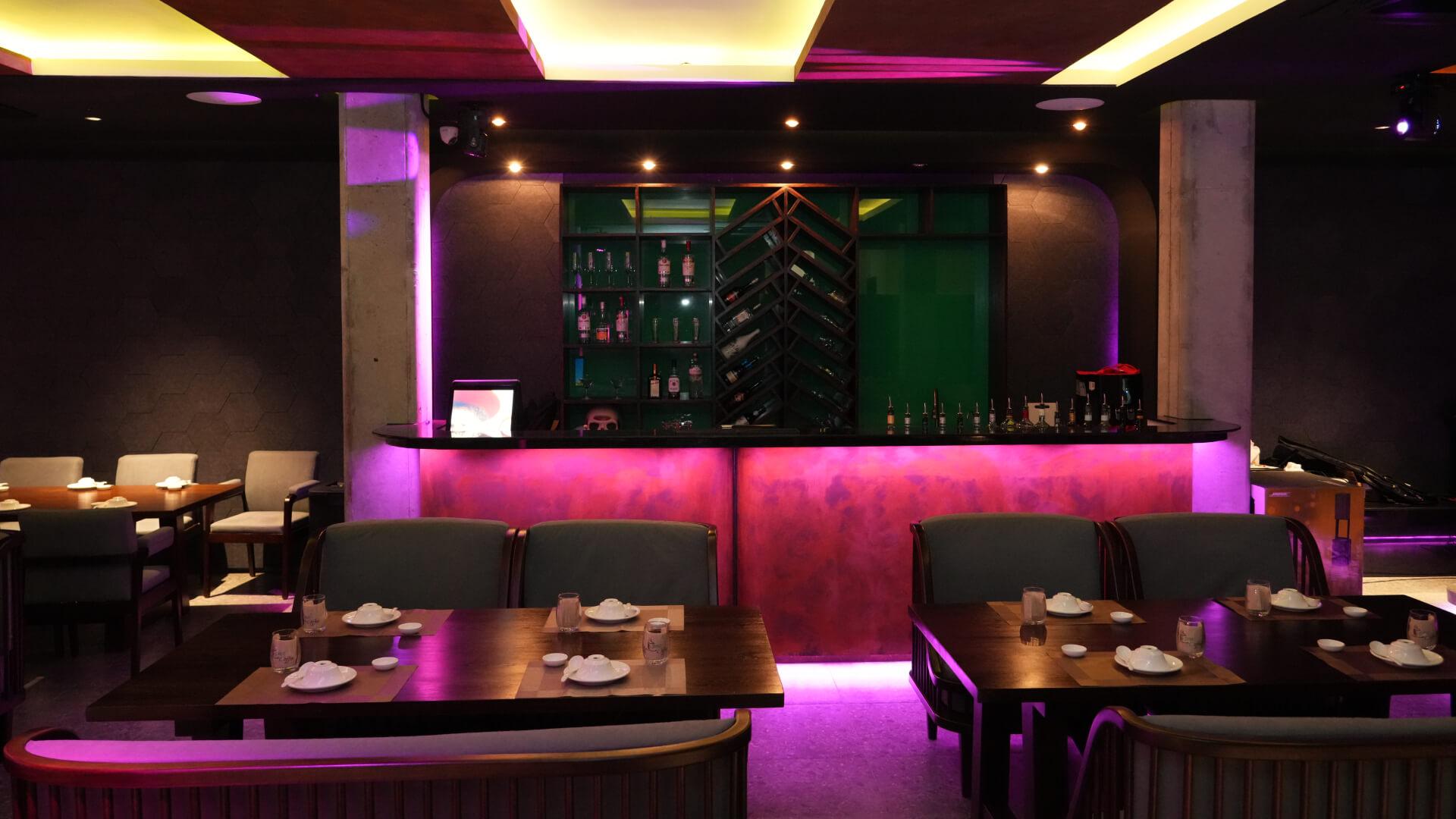 Impressive Bar Area