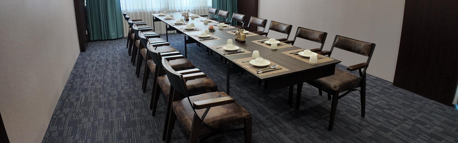 VIP LOUNGE 1