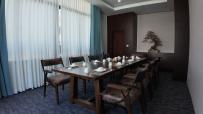 VIP LOUNGE 2